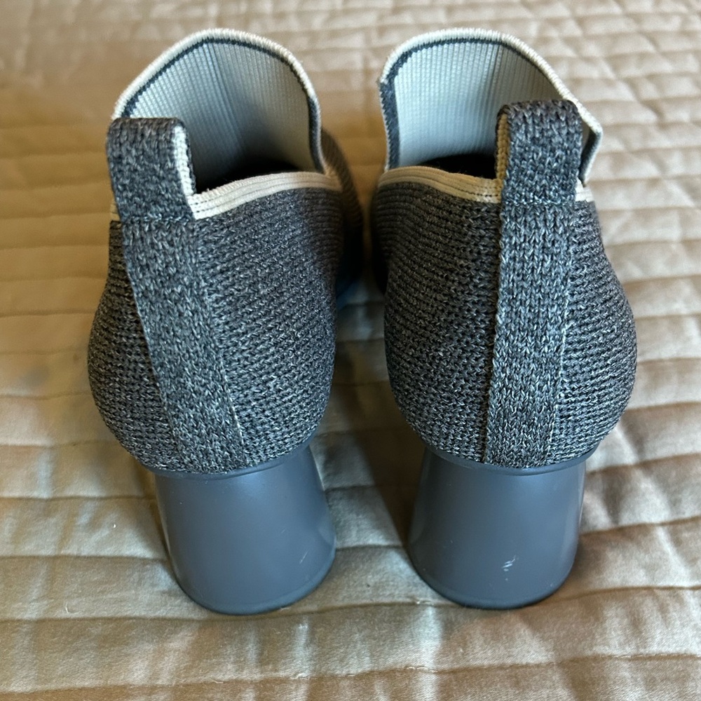 Vivaia Gray Slip-On Shoes - Picture 3 of 9